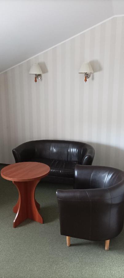 Hotel Przylesie Sierosław Екстериор снимка